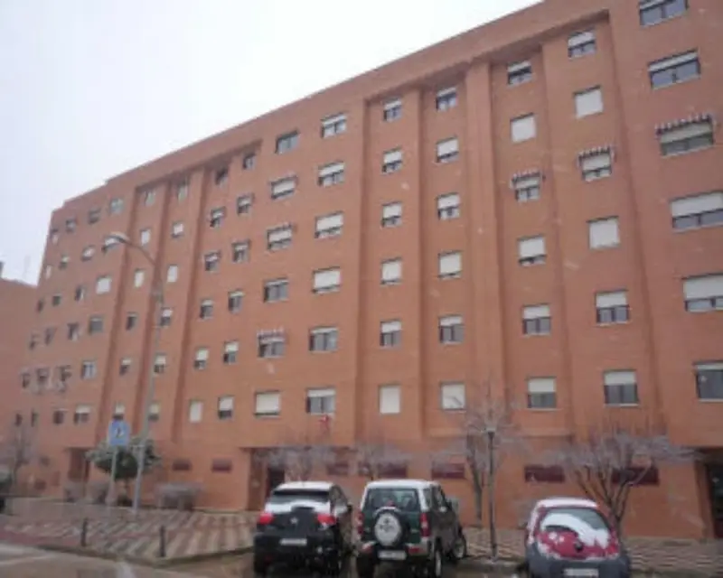 Piso 151.58 m2 4 habitaciones 2 baños Cuenca
