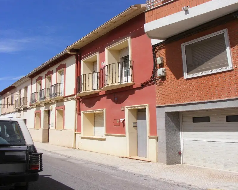 Adosado 265m2 3 habitaciones 3 baños Pinoso