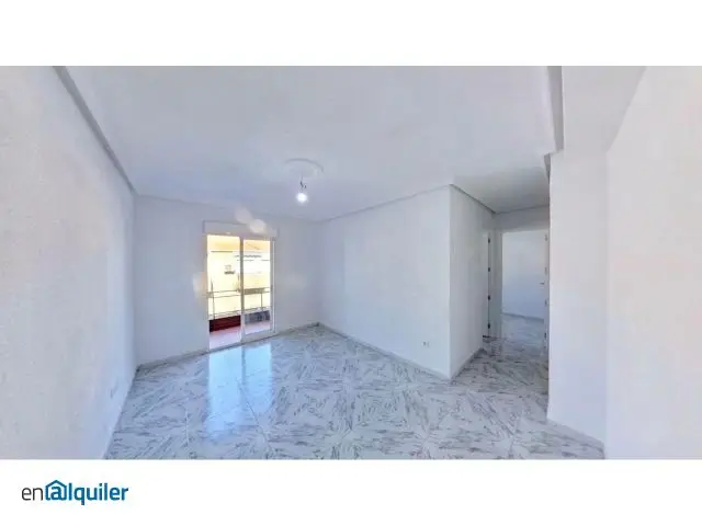 Alquiler piso ascensor y terraza Noroeste