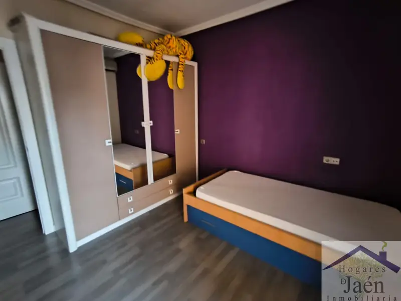 Venta Piso 3 Habitaciones Úbeda