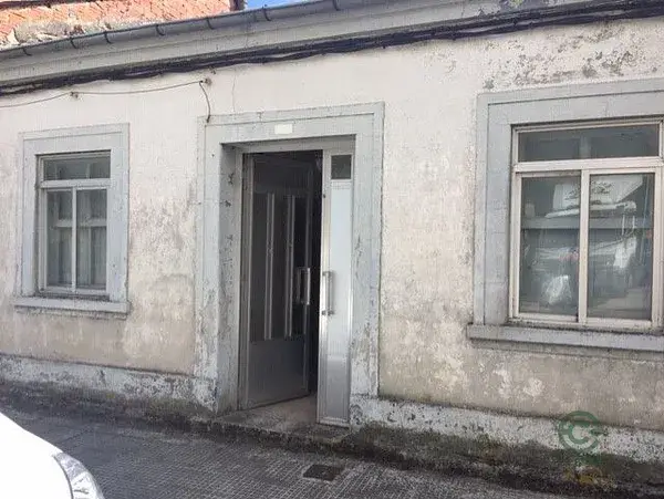 Casa a Reformar con Terreno en Lugo