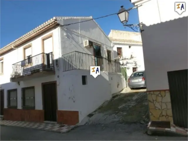 Apartamento 3 Dormitorios en Tózar Centro
