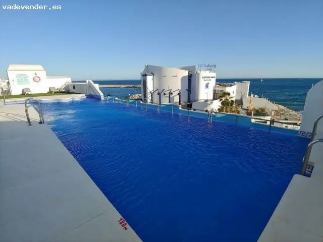 Apartamento en Puerto Marina Benalmádena Costa 2 dormitorios 2 baños