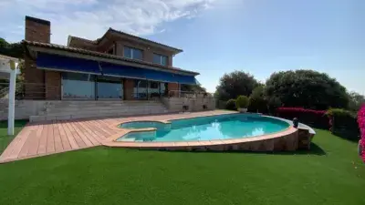 Chalet de Lujo en Venta en Sant Vicenç de Montalt