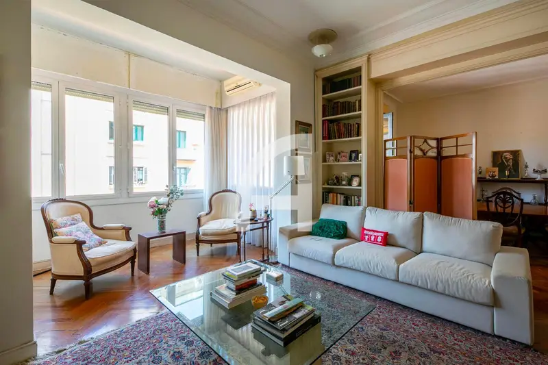 Piso en Venta en L'Eixample Barcelona 5 Dormitorios 233m2