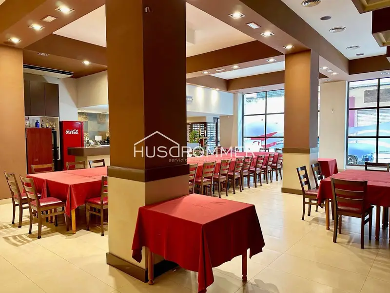 Restaurante en Alquiler Burriana Equipado 376m²