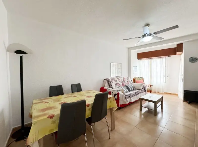 Apartamento en alquiler en Gaspar Perelló, Torrevieja, Alicante