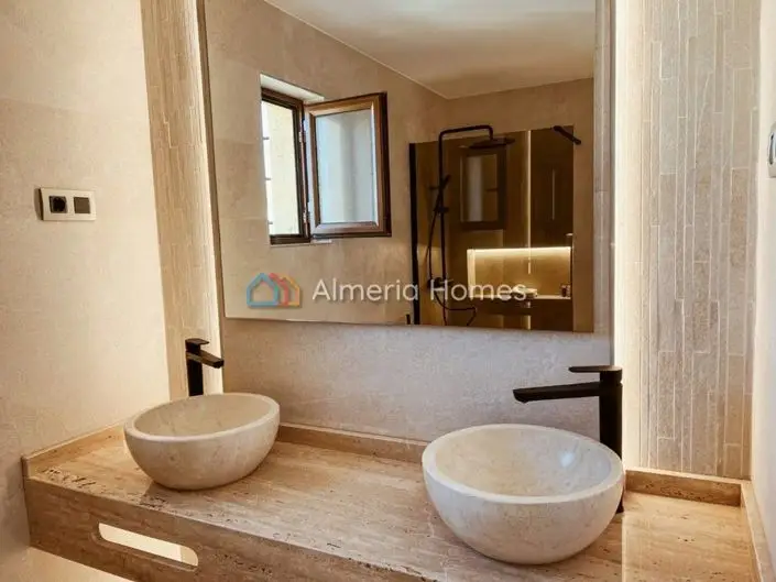 Villa de Lujo 4 Dormitorios en Venta