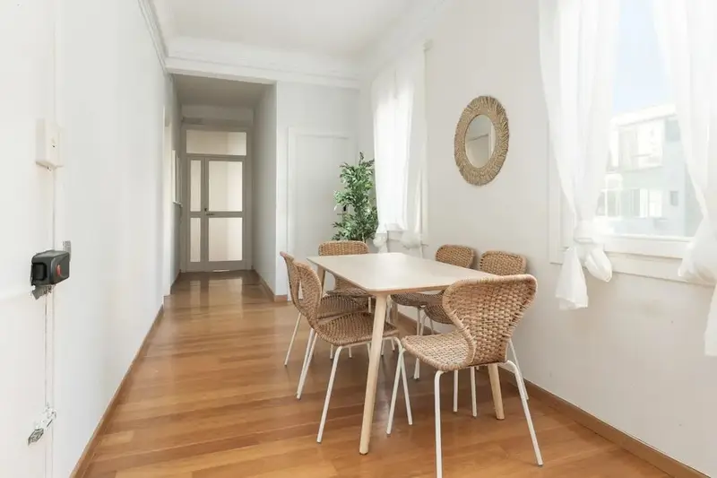 Apartamento en Gran Via de les Corts Catalanes 1 dormitorio