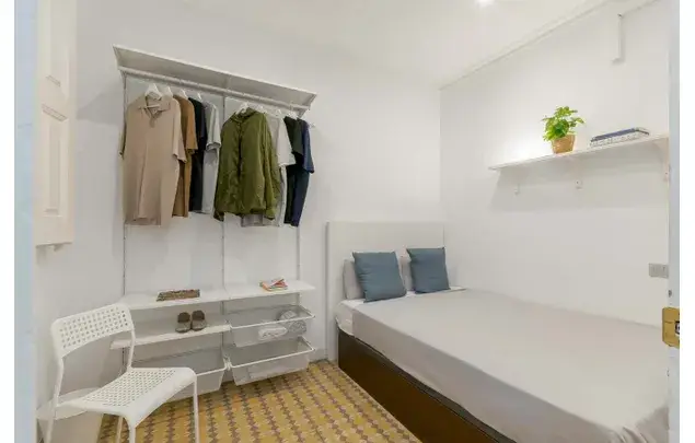 Habitaci
ón 120m
² Alquiler Barcelona