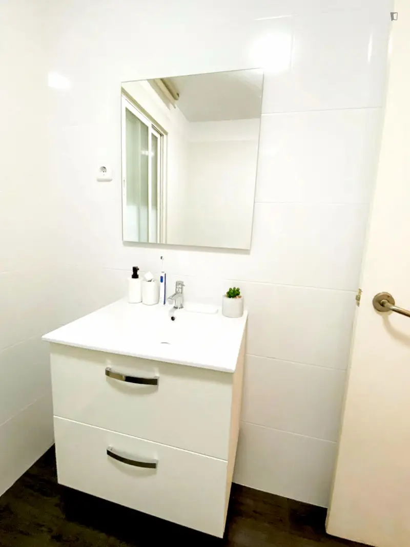 Habitacion Doble en Piso Compartido Madrid Jovenes