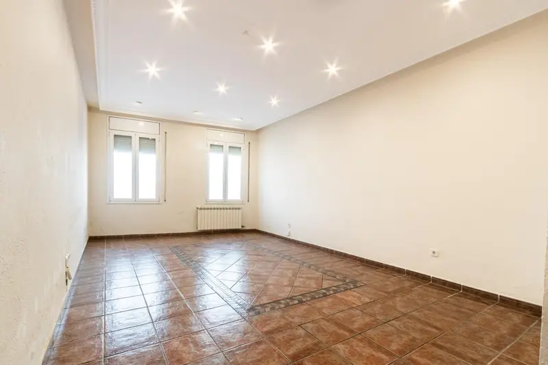 Adosado 200m² 4 Dorm 2 Baños Terraza Sabadell Centro