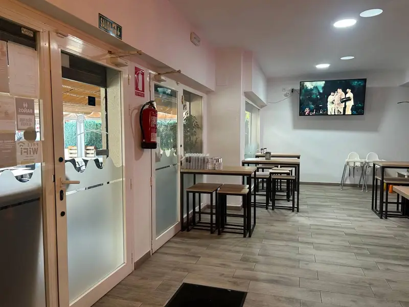 Traspaso Cafeteria Segur Calafell junto estacion Renfe