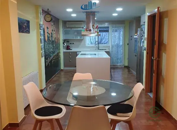 Casa en Urbanización Azahar Jaen 5 Dormitorios Piscina