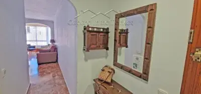Piso en venta en Calle Larga, junto a la Plaza Peral