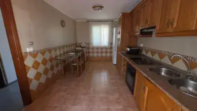 Casa en Venta Zona San Anton 5 Dorm 2 Baños Ascensor Adaptada