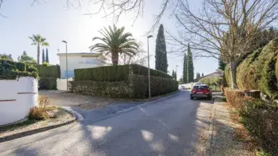 Chalet en venta 250m2 4 habitaciones 3 banos piscina terraza