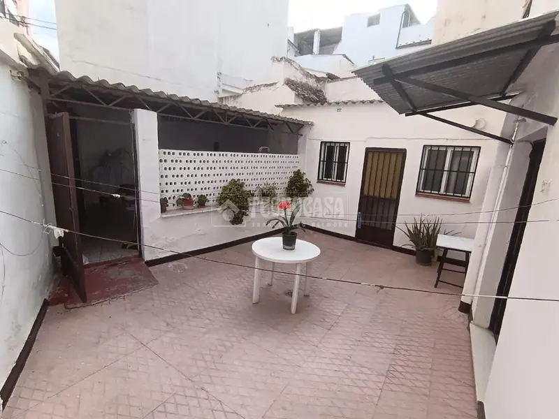 Casa en venta en Antequera