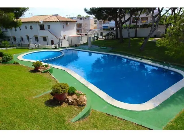 Bungalow Adosado 2 Dormitorios Los Balcones Piscina Solarium