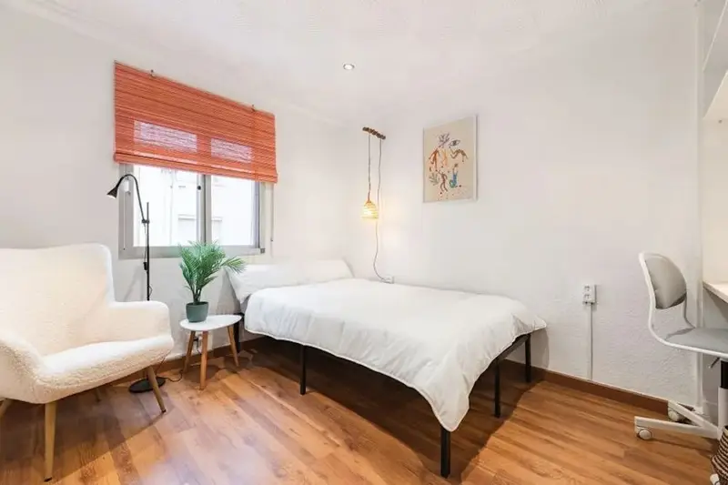 Apartamento 4 Dormitorios 2 Baños Granada Alquiler