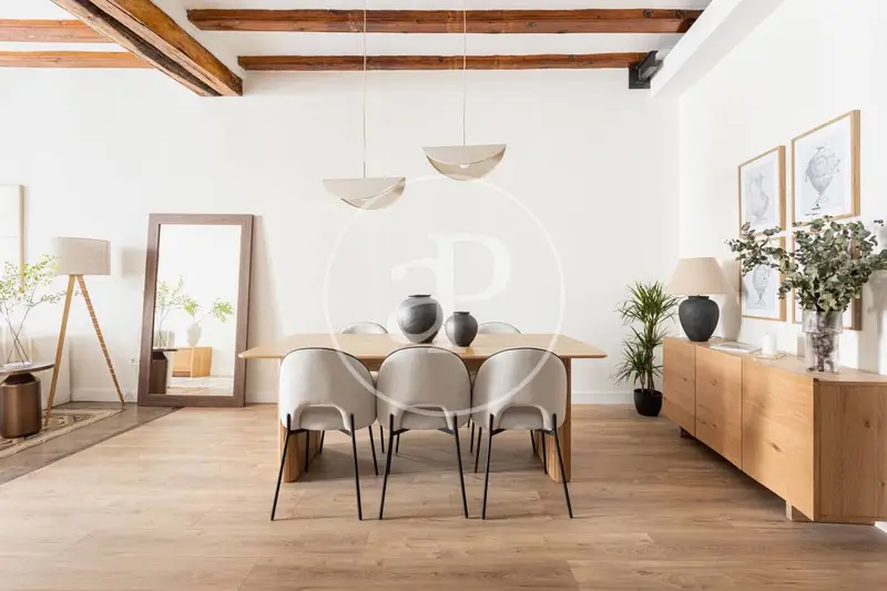 Apartamento Reformado en El Born 3 Dormitorios Cerca Via Laietana