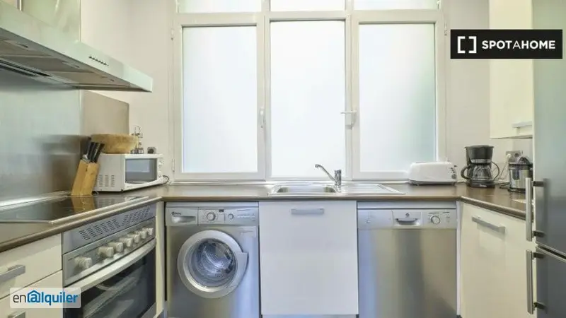Apartamento 3 Dormitorios Palacio Madrid Amueblado