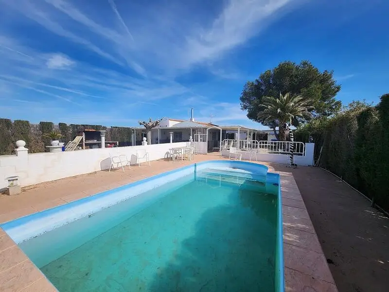 Casa de Campo con Piscina 2 Dormitorios Villena