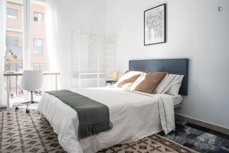 Habitación en Coliving Málaga: Amueblada, Gastos Incluidos, Jóvenes