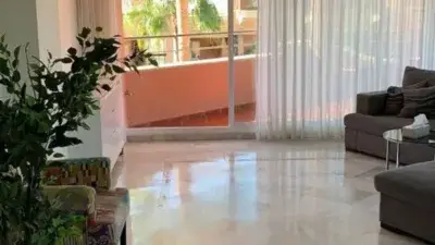 Apartamento en Alquiler Magna Marbella 3 Dormitorios 2 Baños