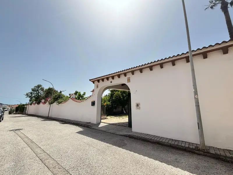 Chalet con Jardin en Rinconcillo Algeciras