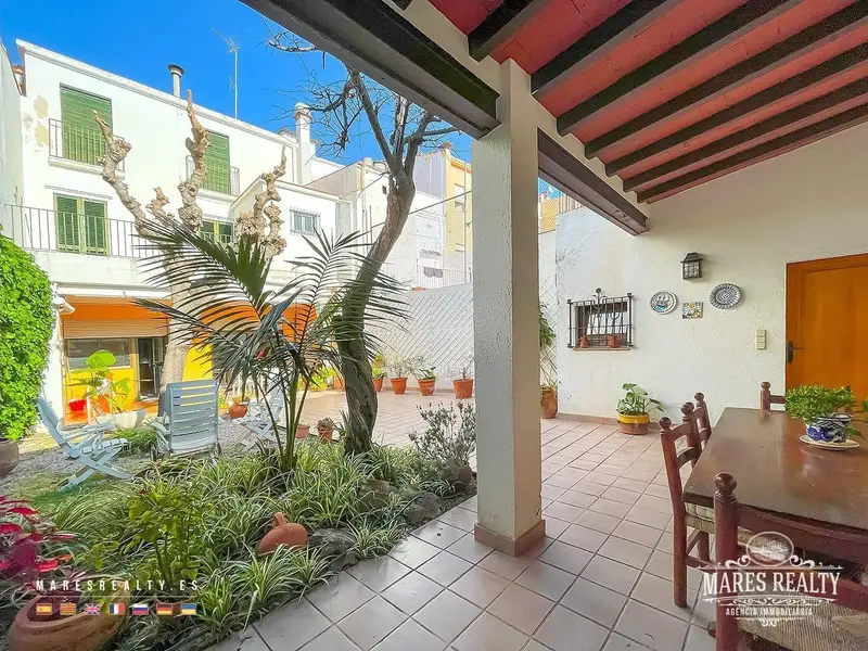 Chalet en venta en Mataro centro cerca de la playa