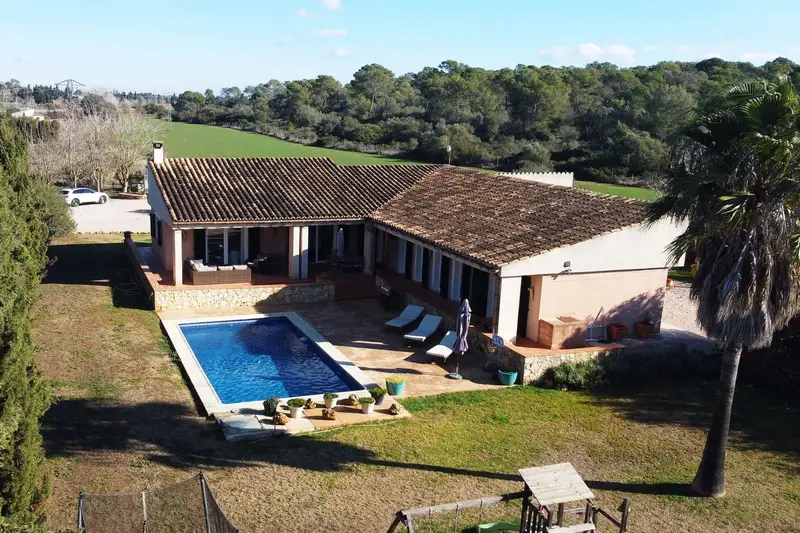 Chalet en Venta Biniali Mallorca Jardin Piscina Barbacoa