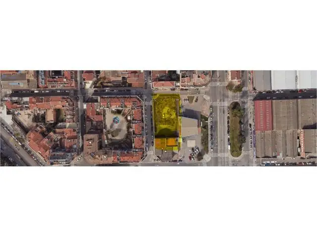 Parcelas en Venta Terrassa Residencial y Comercial