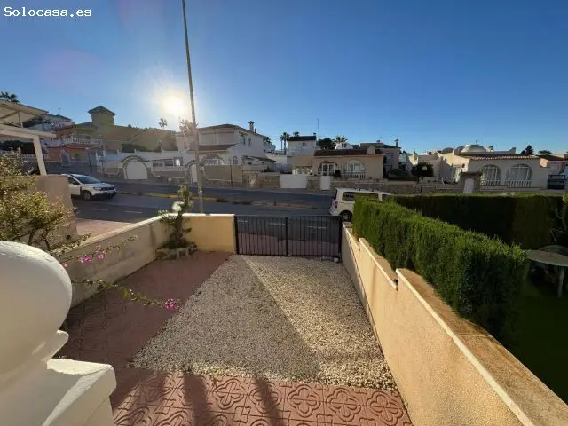 Casa En Venta En Orihuela Costa, Alicante