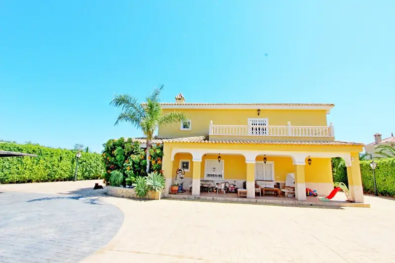 Chalet de Lujo en Venta Valverde Alicante