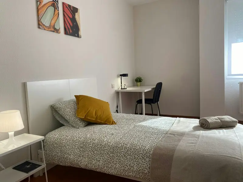 Habitacion Alquiler Majadahonda Wifi Calefaccion Amueblada