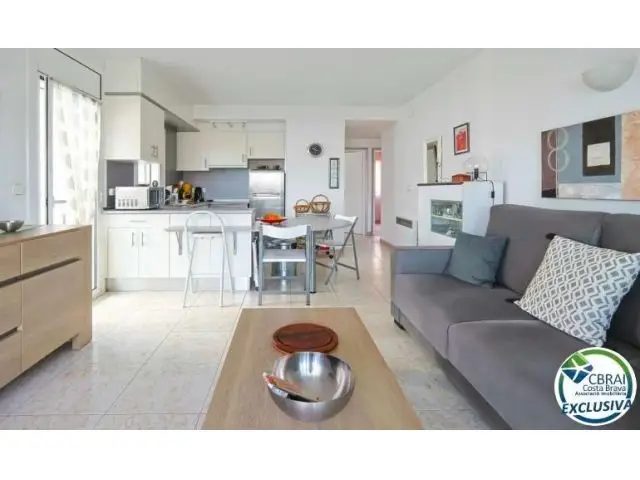 Apartamento con Vistas al Canal Roses 2 Dormitorios 2 Baños