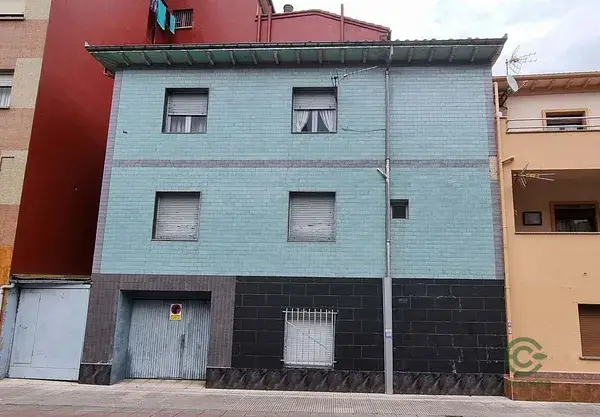 Casa en El Entrego para Reformar
