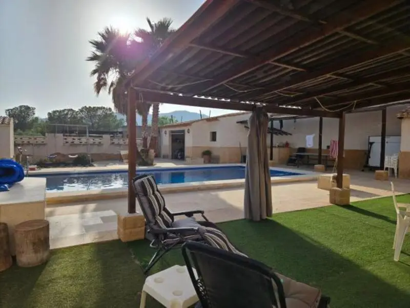 Casa Rural 4 Dormitorios Novelda Alicante