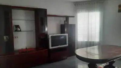 Casa Pareada en Travesia de Colon 130m2 Céntrica