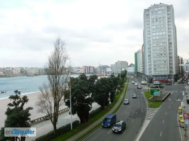 Alquiler Piso Ensanche Vistas al Mar 4 Dormitorios Garaje