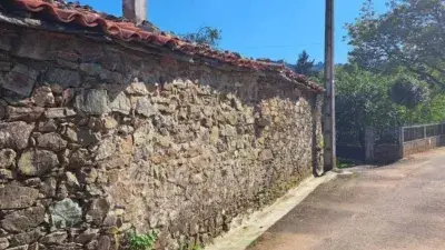 Casa Rustica en Vila de Cruces con Finca
