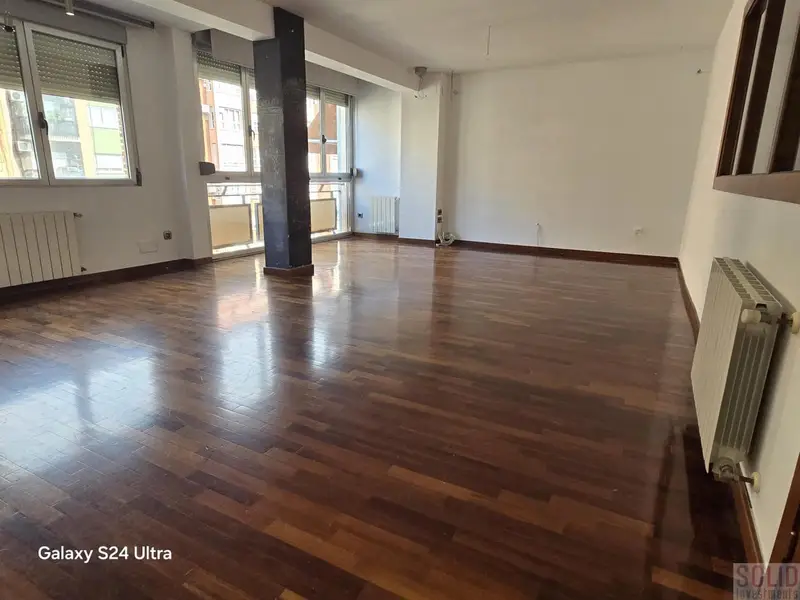 Piso en venta en Mestalla Valencia 171m2 4 dormitorios 2 baños