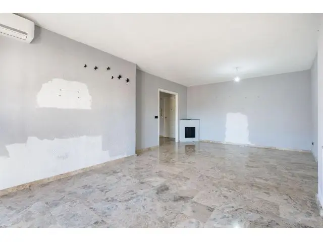 Piso en Venta en Alhama de Almería cerca de Carrefour
