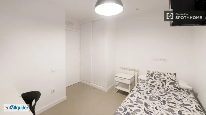 Apartamento 5 Dormitorios Madrid Centro