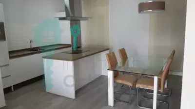 Piso en Venta en Centro Planta Primera con Terraza