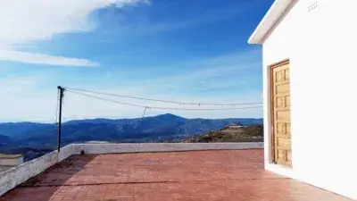 Casa en Venta en Laroles Nevada 3 Plantas 180m2