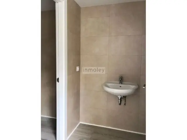 Local Comercial en Urrunaga Recien Reformado