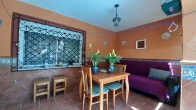 Casa adosada en venta en Calle Juan Rulfo