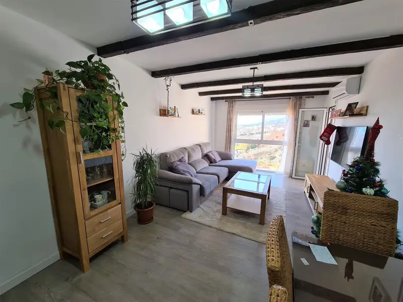 Piso en venta Aguadulce 116m2 15m2 terraza cerca playa